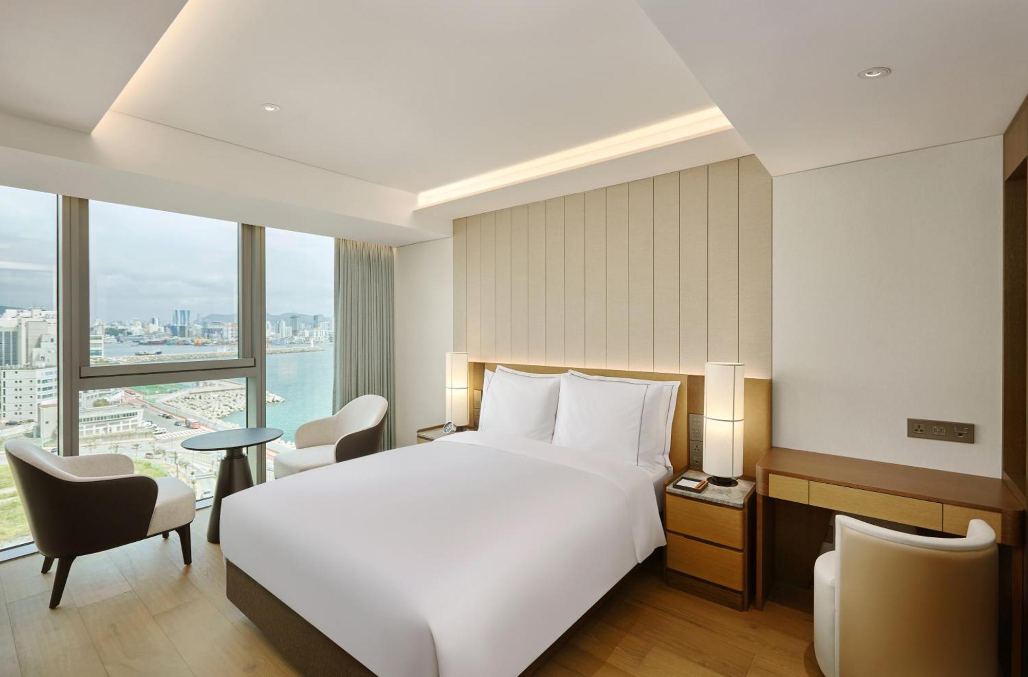 Wyndham Grand Hotel Busan