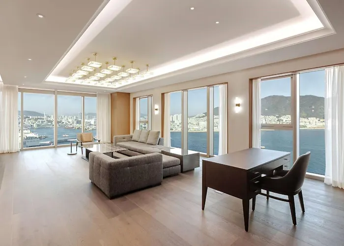 Wyndham Grand Busan