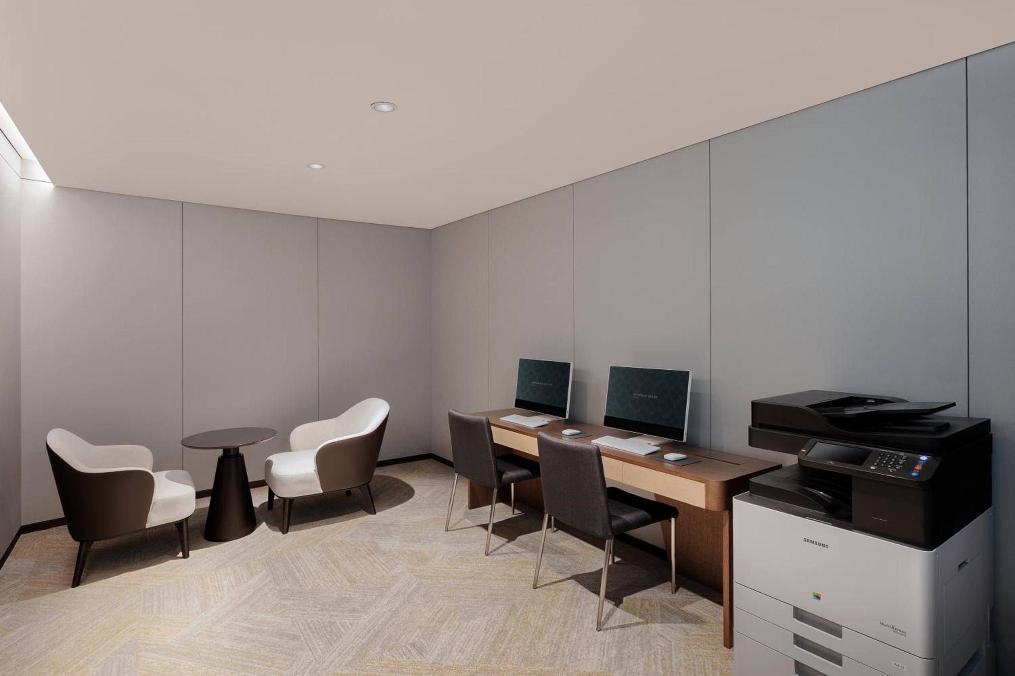 Wyndham Grand Hotel 5*