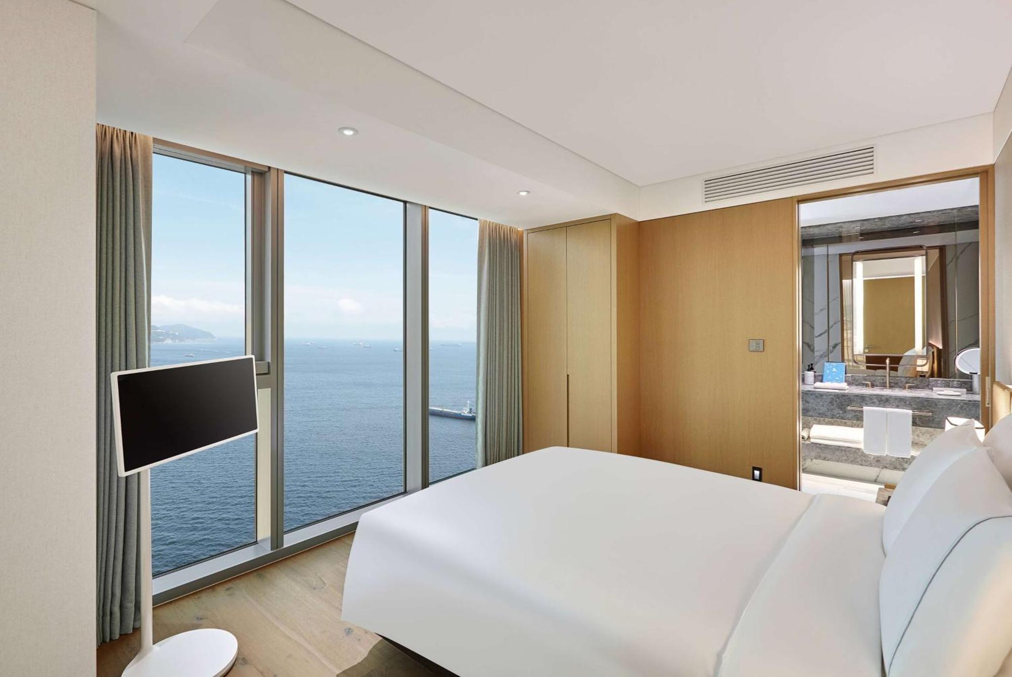 Wyndham Grand Hotel Busan