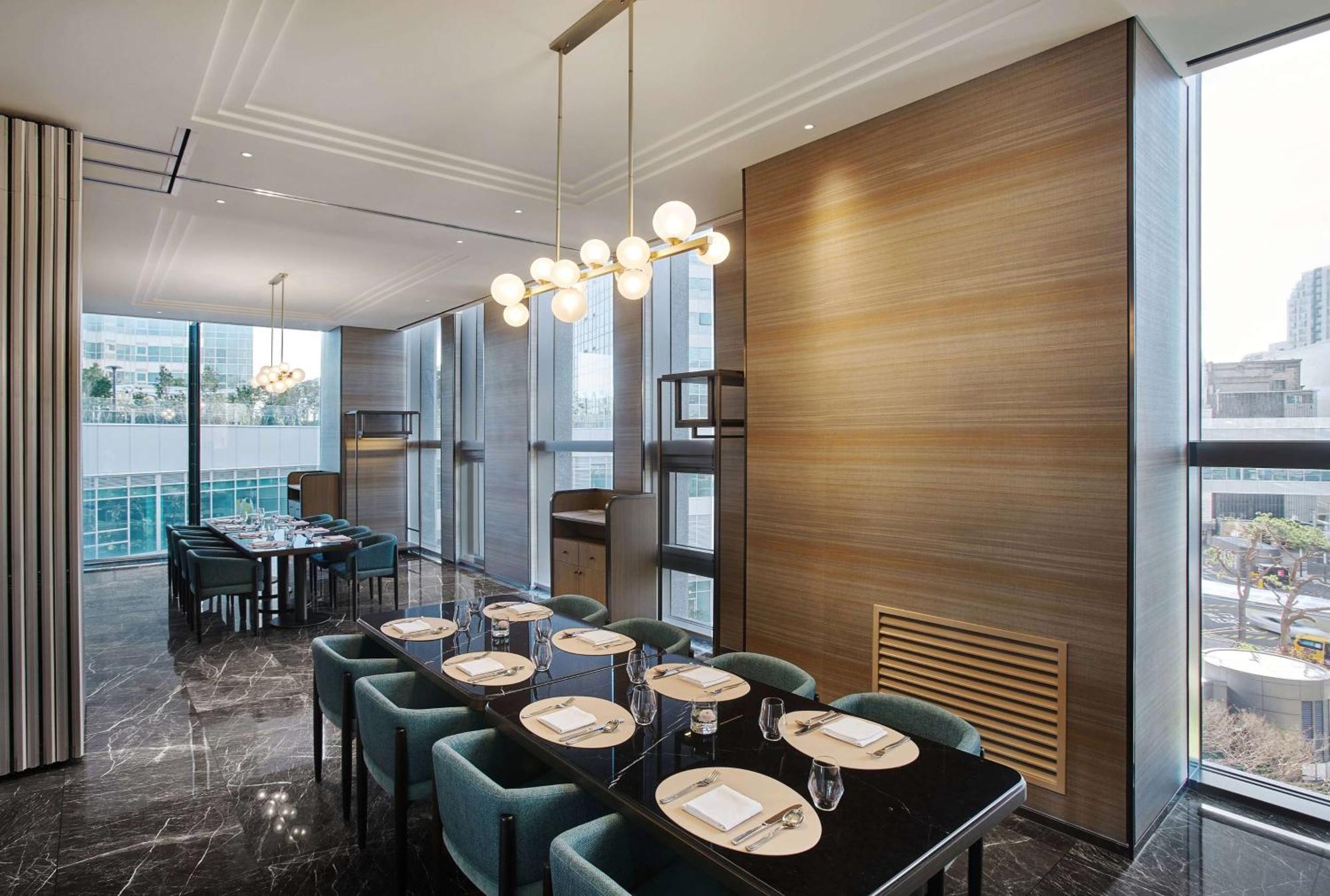 Wyndham Grand 5*