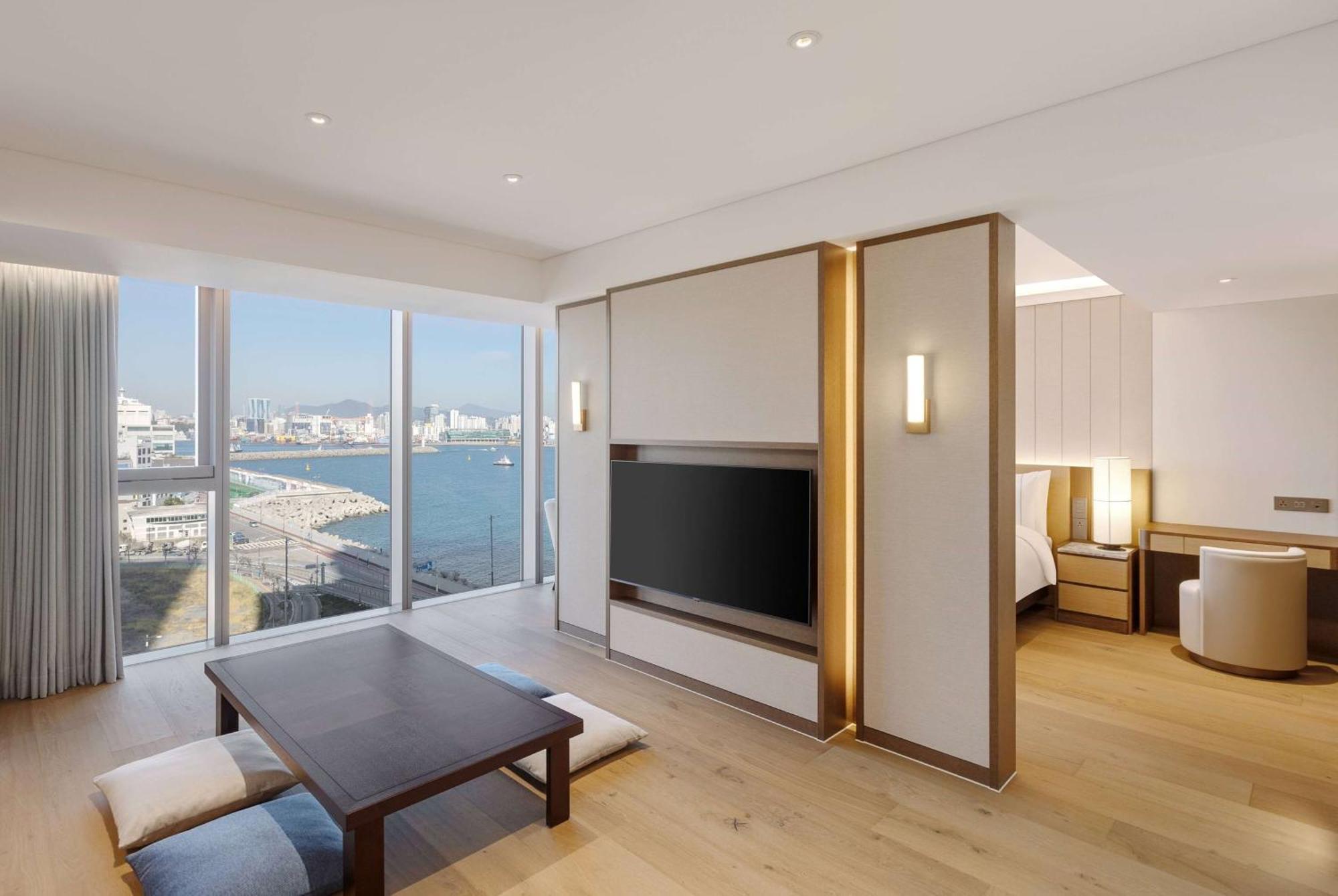 Wyndham Grand Busan