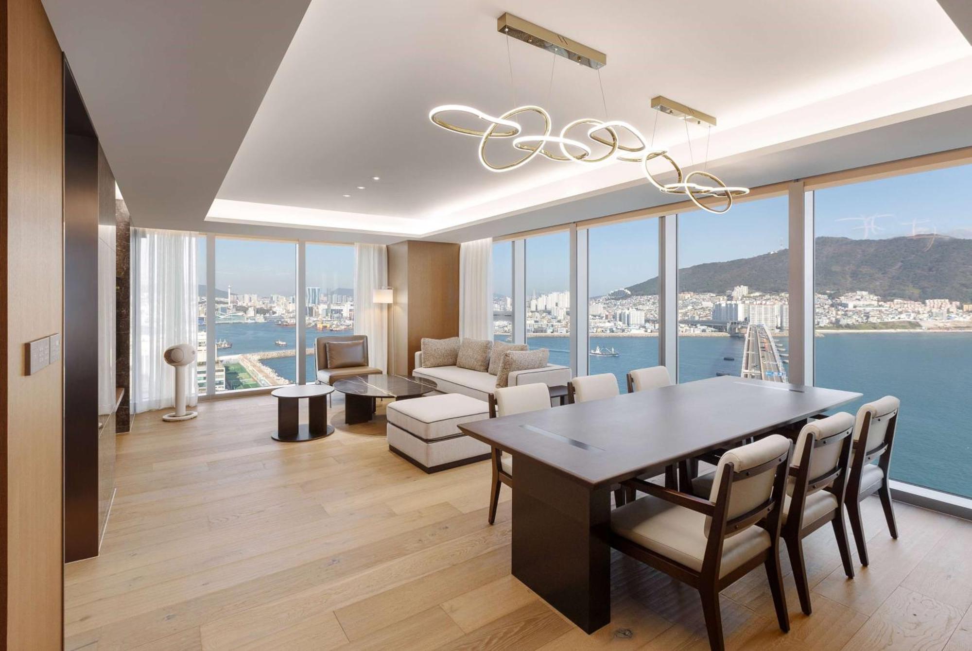Wyndham Grand Hotel Busan